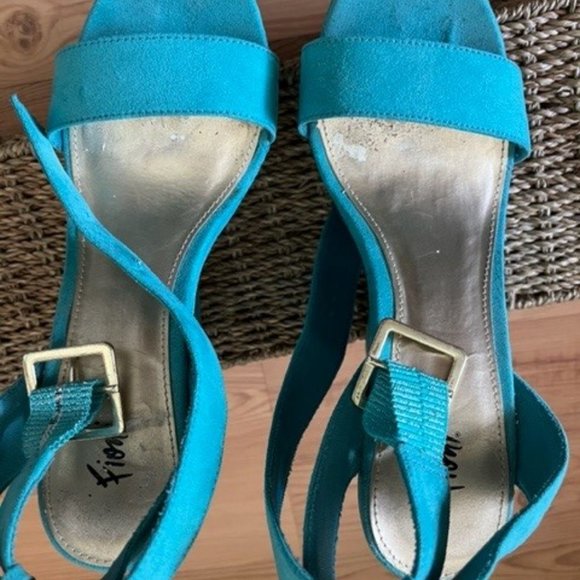 Fioni Teal Suede Wedge Heels - Size 7 - Picture 3 of 5
